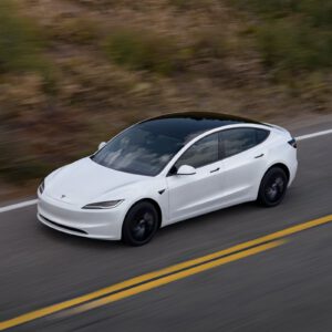 Tesla Model 3 - Ảnh 7